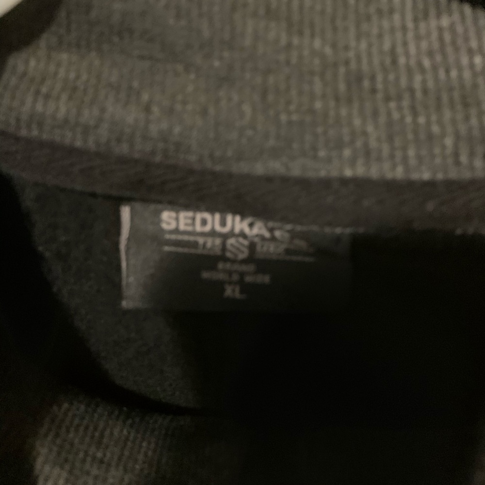 Men’s pullover - Picture 4 of 4